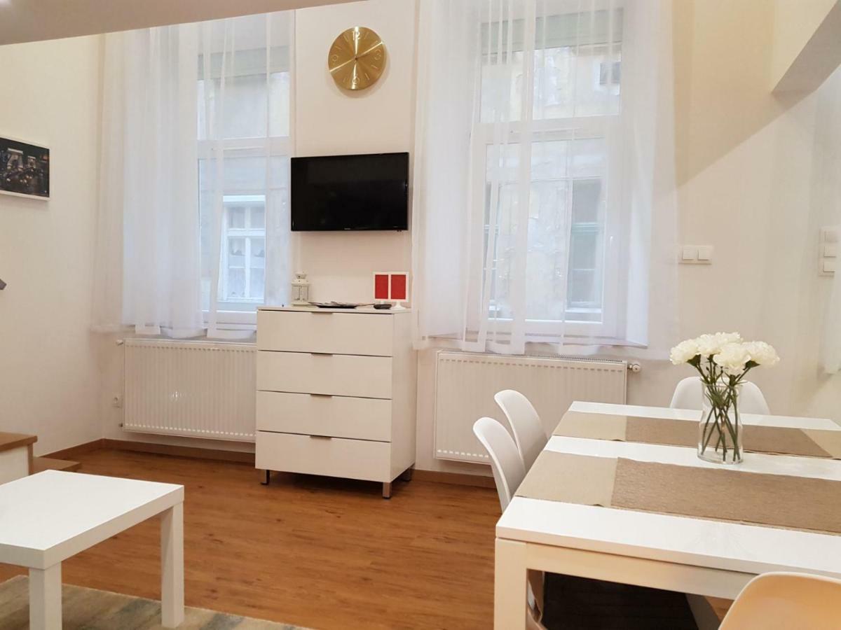 בודפשט Renaissance Studio Apartment מראה חיצוני תמונה